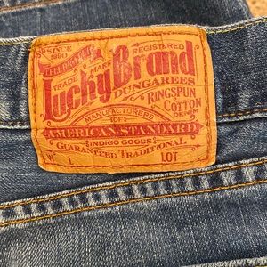 Lucky pre-washed blue denim jeans 38x32 straight leg